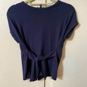 Navy blue ribbed/stretchy top